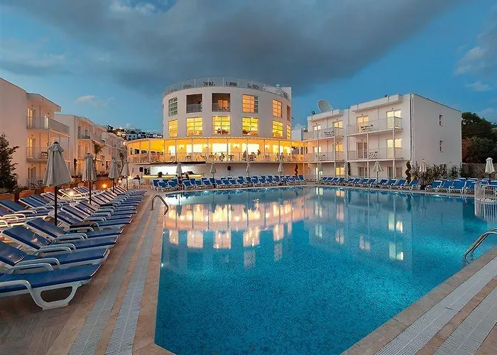 Üdülőközpont Bodrum 4*